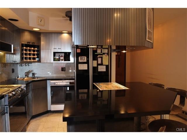 51 Schuyler Avenue, Stamford, CT 06902