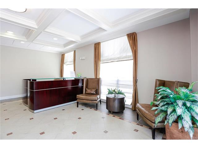 850 East Main Street, Stamford, CT 06902