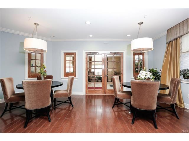 850 East Main Street, Stamford, CT 06902