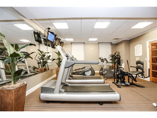 850 East Main Street, Stamford, CT 06902