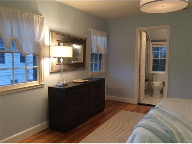 21 Ralsey Road, Stamford, CT 06902
