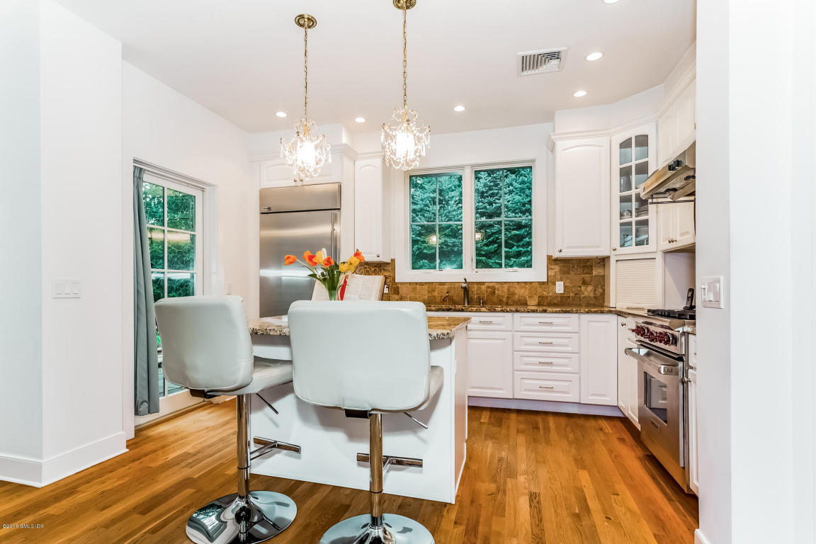 77 Havemeyer Lane, Stamford, CT 06902