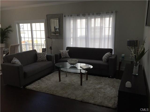 108 Seaside Avenue, Stamford, CT 06902