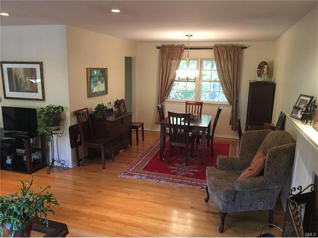 95 Hemlock Drive, Stamford, CT 06902