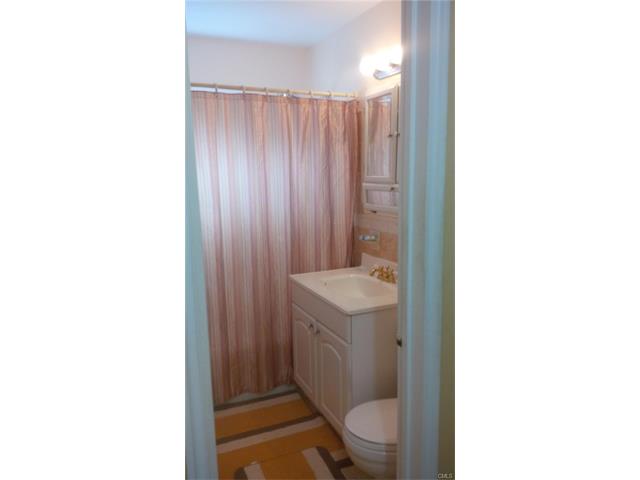 86 Strawberry Hill Avenue, Stamford, CT 06902