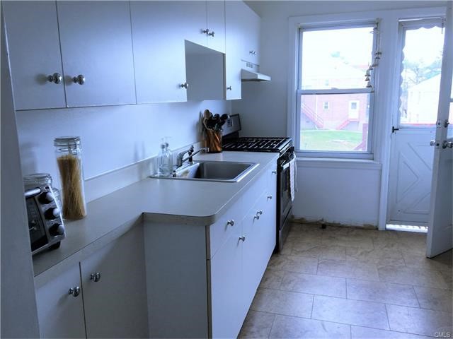 23 Standish Road, Stamford, CT 06902
