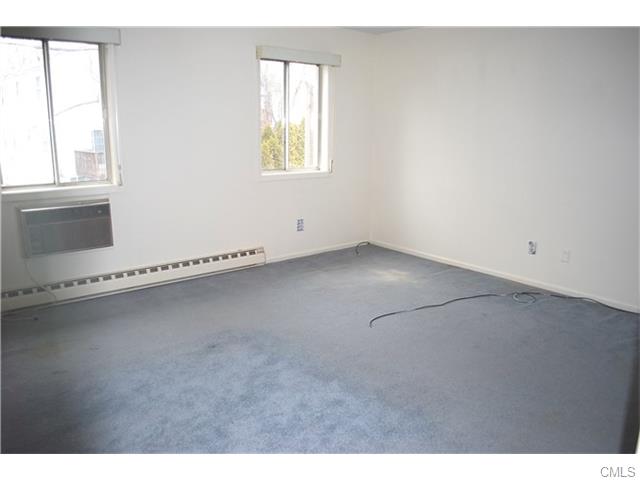 24 East Avenue, Stamford, CT 06902
