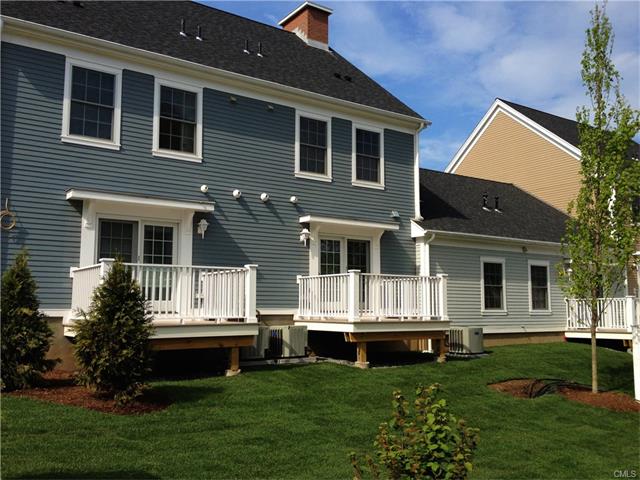 66 Stoneridge Circle, Stamford, CT 06902
