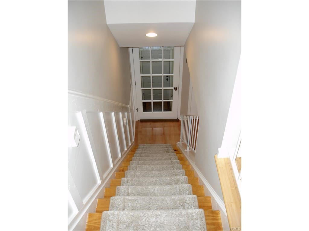 30 Elmcroft Road, Stamford, CT 06902