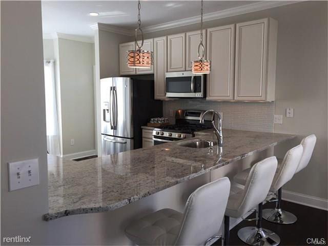 108 Seaside Avenue, Stamford, CT 06902