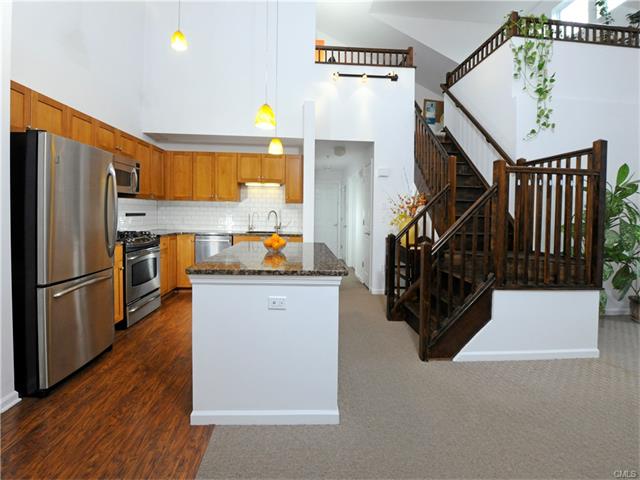 25 Adams Avenue, Stamford, CT 06902