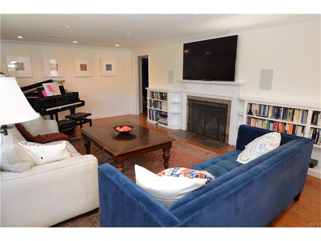 379 West Hill Road, Stamford, CT 06902