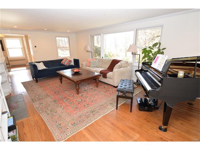 379 West Hill Road, Stamford, CT 06902