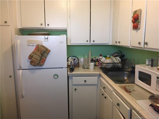71Strawberry Hill Ave #404, Stamford, CT 06902