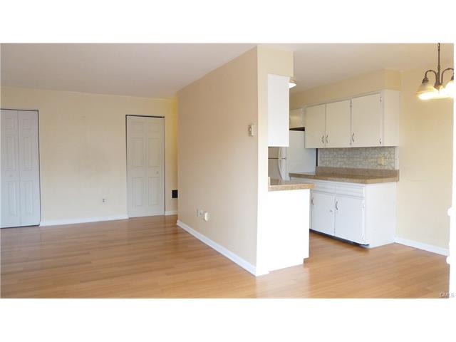 12 Tuttle Street, Stamford, CT 06902