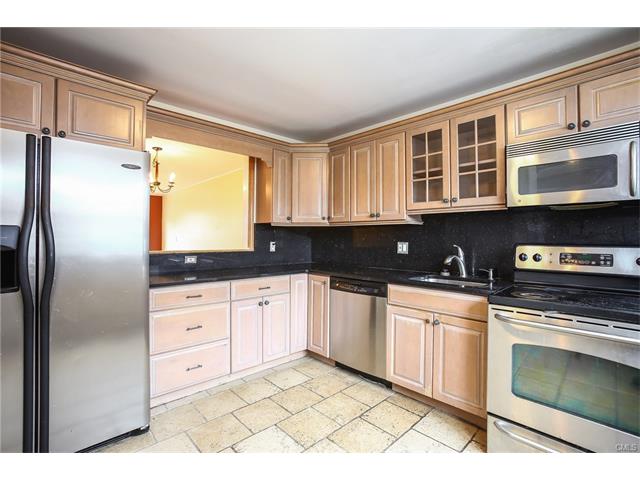 240 Wardwell Street, Stamford, CT 06902