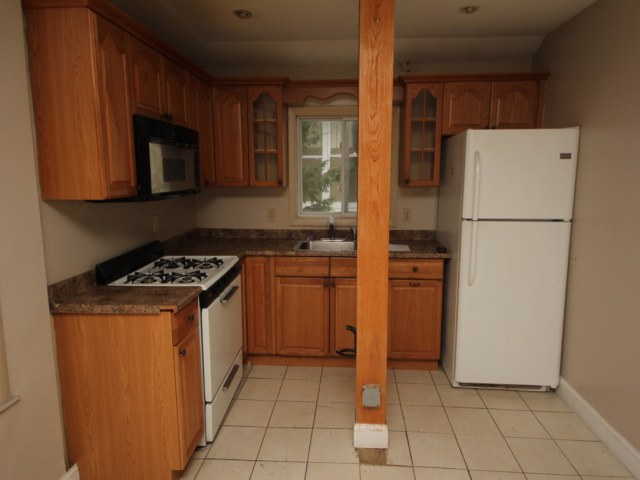 76 Schuyler AveStamford, CT, 06902Fairfield County