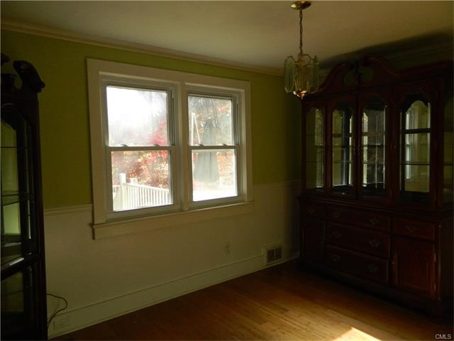1113 Rock Rimmon Road, Stamford, CT 06903