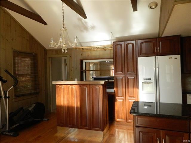 1113 Rock Rimmon Road, Stamford, CT 06903