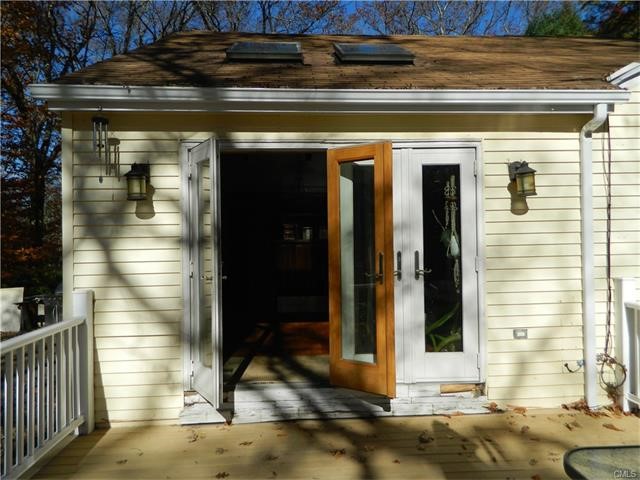 1113 Rock Rimmon Road, Stamford, CT 06903