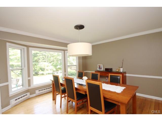 251 East Hunting Ridge Road, Stamford, CT 06903