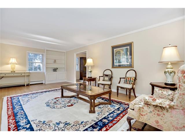 29 Lawrence Hill Road, Stamford, CT 06903