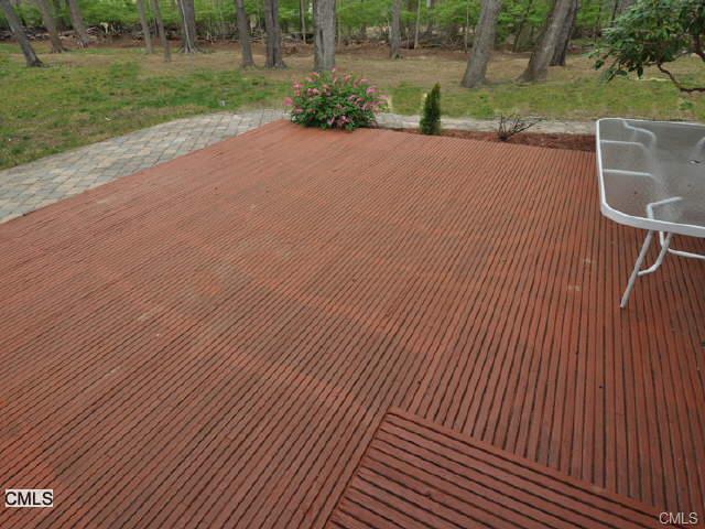 94 Aspen Lane, Stamford, CT 06903