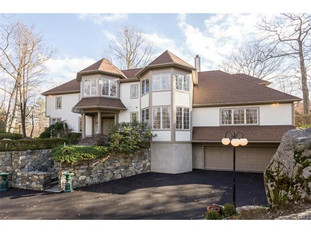 23 Blackberry Drive East, Stamford, CT 06903
