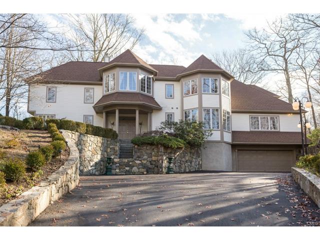 23 Blackberry Drive East, Stamford, CT 06903