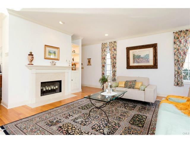 23 Blackberry Drive East, Stamford, CT 06903