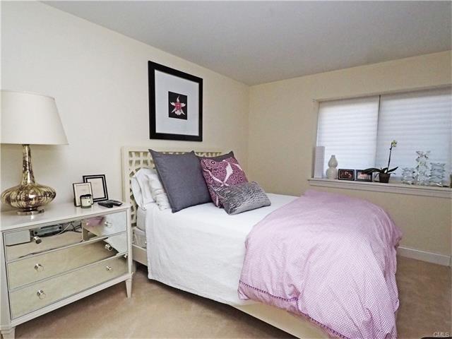 143 Hoyt Street, Stamford, CT 06905