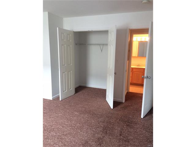 215 Hope Street, Stamford, CT 06906