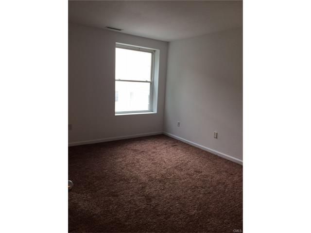 215 Hope Street, Stamford, CT 06906