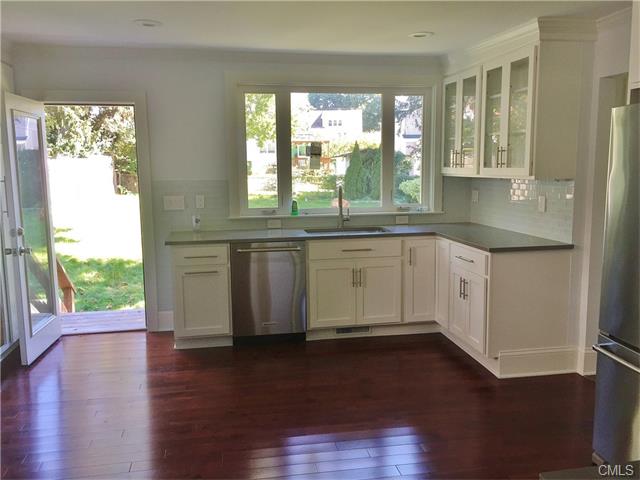 19 Pierce Place, Stamford, CT 06906