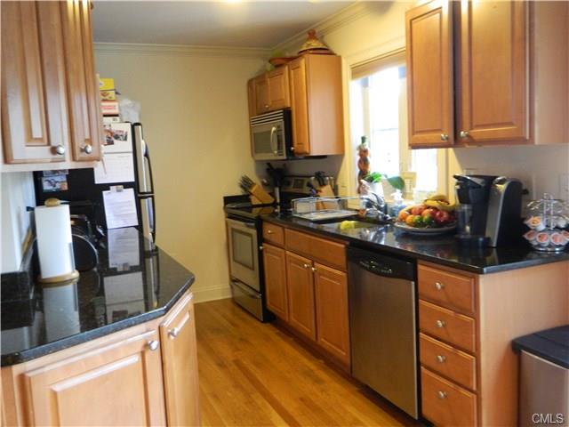 39 Maple Tree Avenue, Stamford, CT 06906