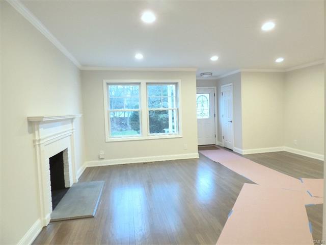 62 Elmbrook Drive, Stamford, CT 06906