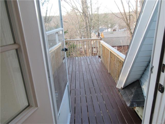 100 Highview Avenue, Stamford, CT 06907