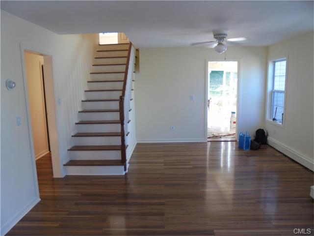 76 Knickerbocker Avenue, Stamford, CT 06907