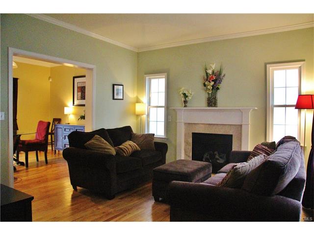 604 Hope Street, Stamford, CT 06907