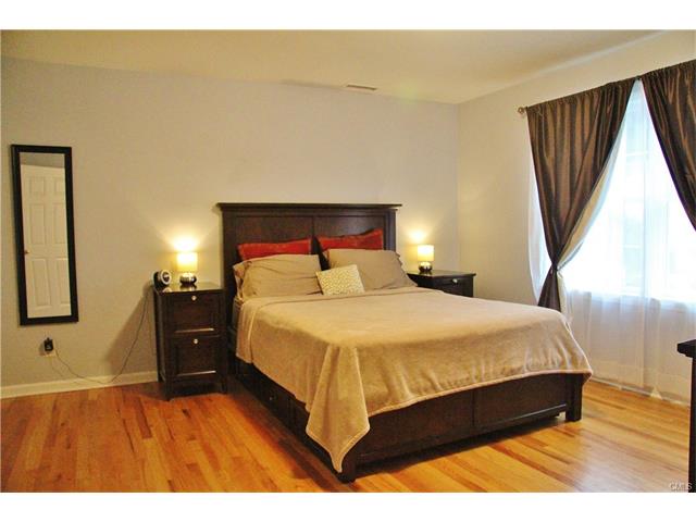 604 Hope Street, Stamford, CT 06907