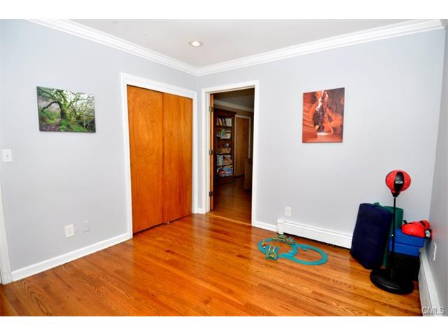 119 Lawton Avenue, Stamford, CT 06907
