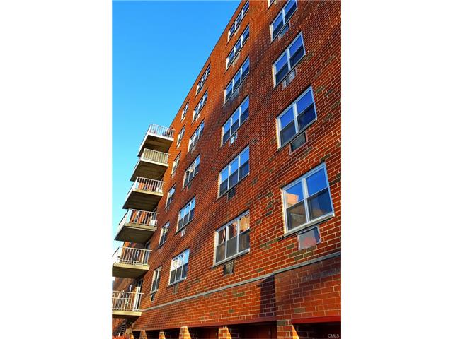 27 Northill Street, Stamford, CT 06907