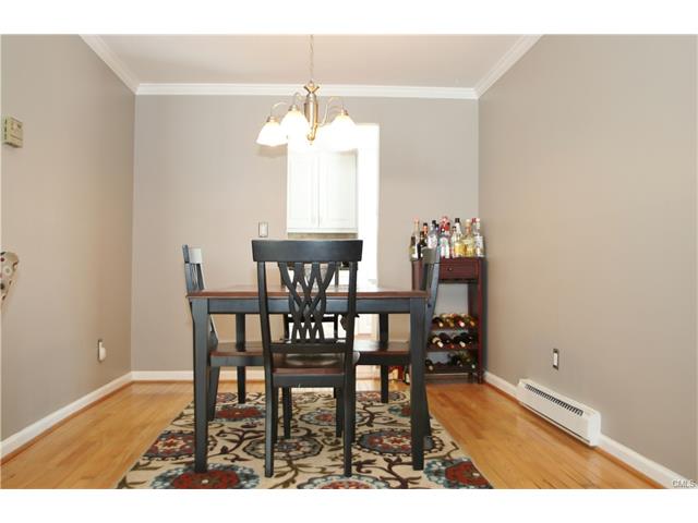 32 Weed Hill Avenue, Stamford, CT 06907