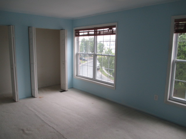 144 Versailles CtNewark, DE, 19702New Castle County