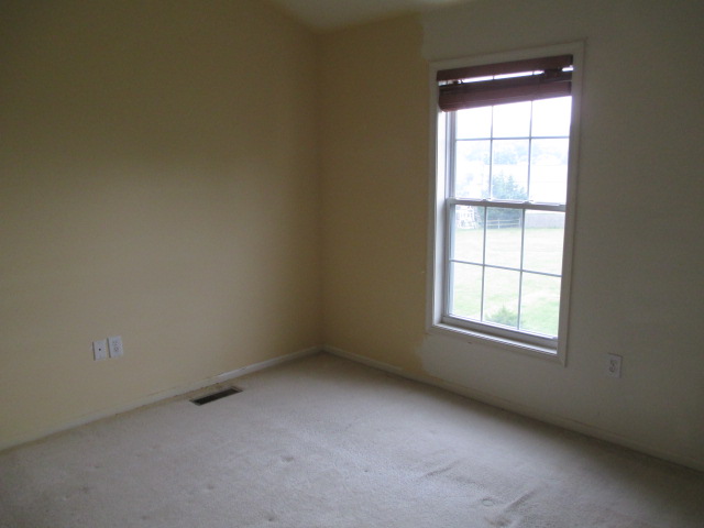 144 Versailles CtNewark, DE, 19702New Castle County