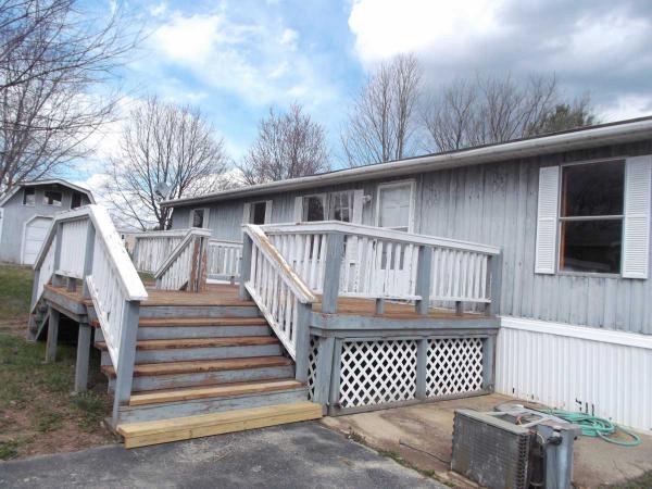 Village Brook Mobile Home Park 211 Aspen CircleMiddletown, DE 19709