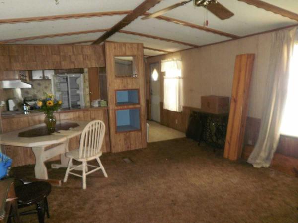 Maple Square Mobile Home Park 6 Clover LaneNewark, DE 19713