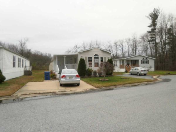 Maple Square Mobile Home Park 117 West Tulip LaneNewark, DE 19713