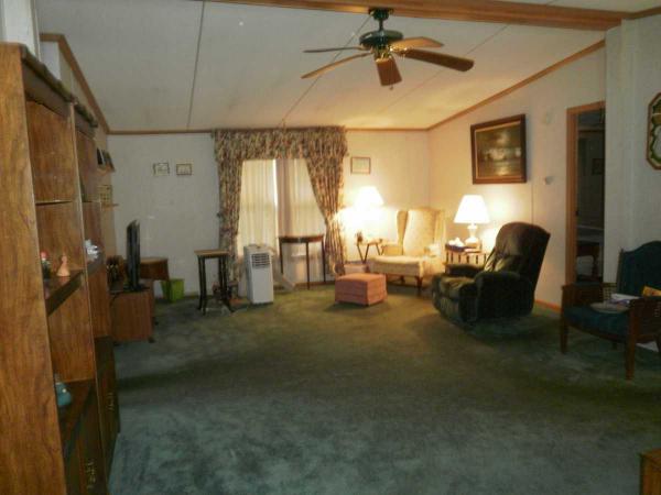 Maple Square Mobile Home Park 3 Gypsum DriveNewark, DE 19713