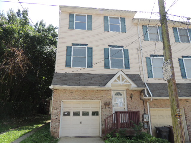 512 Delamore PlWilmington, DE, 19805New Castle County